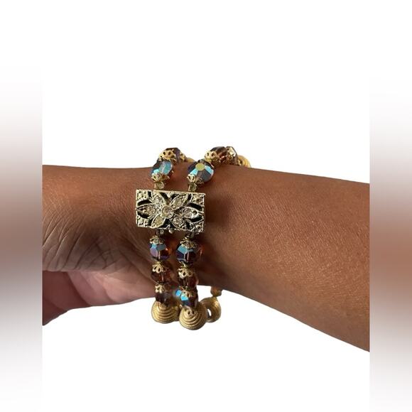 Amber and Gold Beaded Bracelet with Foral Open Box Clasp - Picture 1 of 5